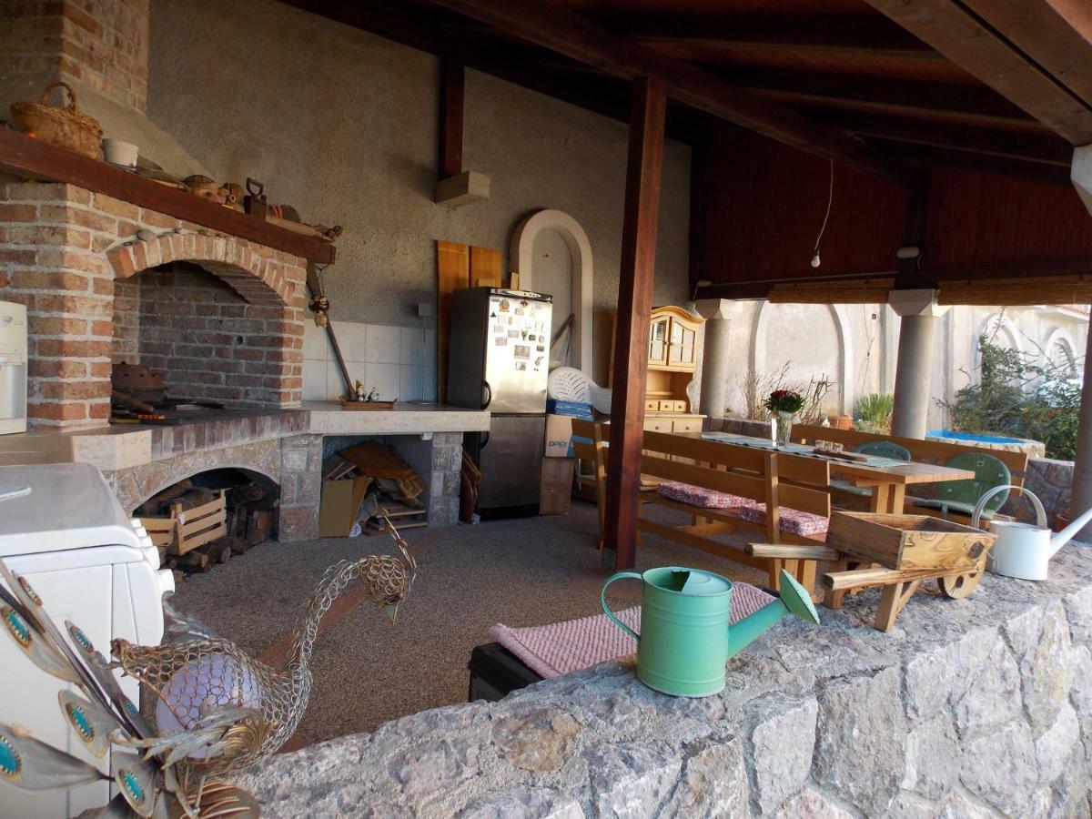 Guarda Alla Vita Njivice Εξωτερικό φωτογραφία