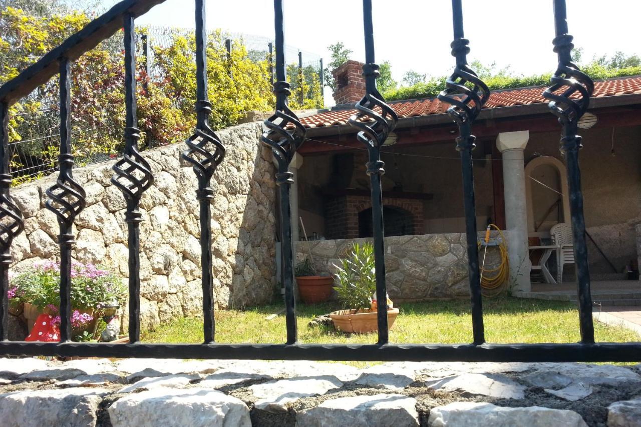 Guarda Alla Vita Njivice Εξωτερικό φωτογραφία